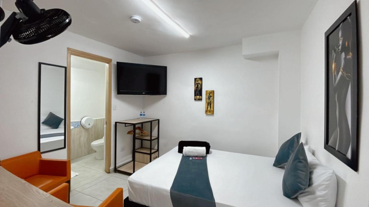 Lleras Place Hotel Medellín Extérieur photo